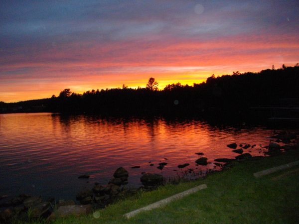  Amazing sunset on Elliot Lake.  Photo by Janet Coles.